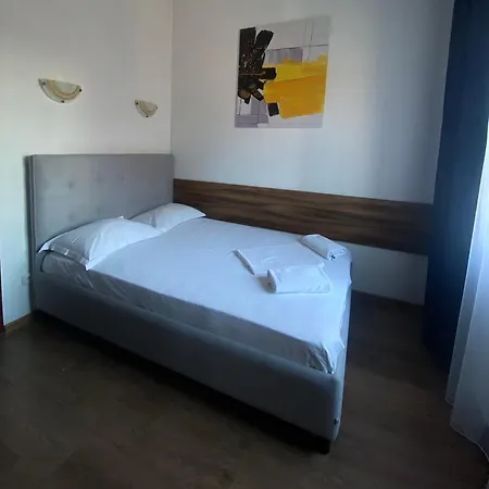 Leogrand Apartments On Kniazia Romana 26 Lviv
